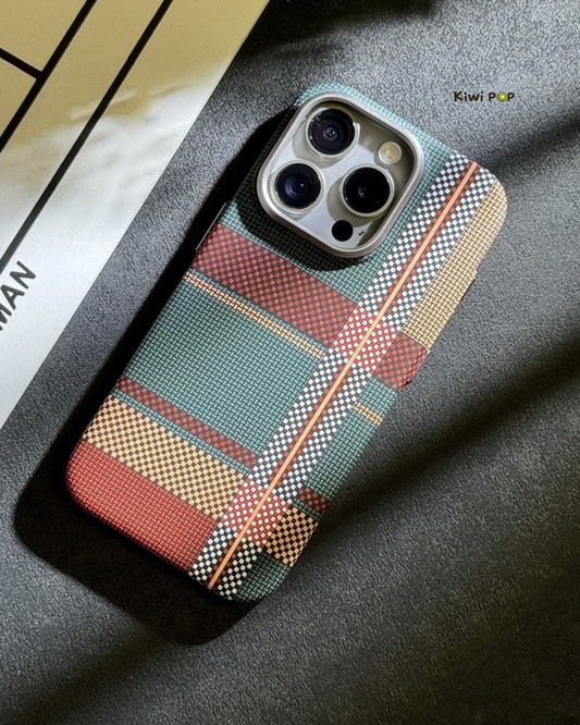 Textured Retro Checkered Phone Case – Vintage Plaid Design with Matte Finish
