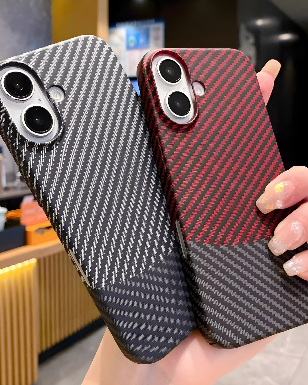 Dual-Tone Carbon Fiber Pattern Phone Case – Sleek & Sporty Design (Black & Red Options)